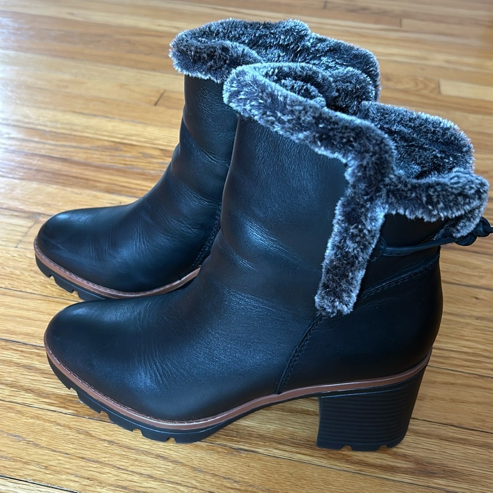 Naturalizer Valene all weather leather boots size 7